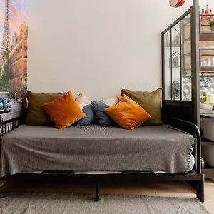 - Metro 7 Cadet - Quartier Faubourg-montmartre Apartment Paris